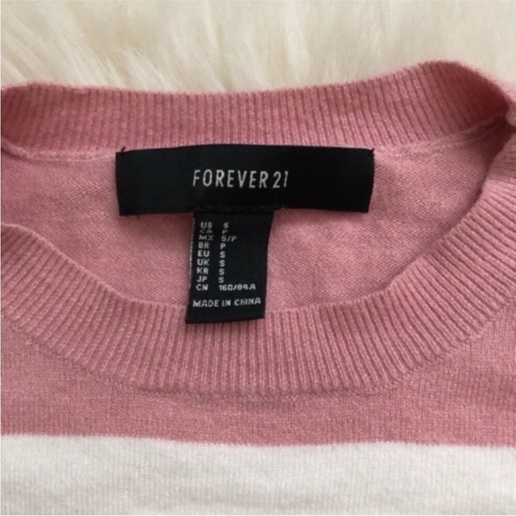 Forever 21 Bundle of 3 Sheer and Knit Tops - Picture 14 of 16